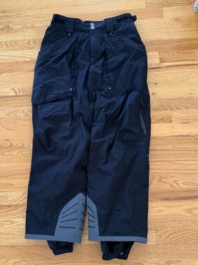 Columbia Black Men's Cargo Snow Pants with Gray Reinforced Cuffs